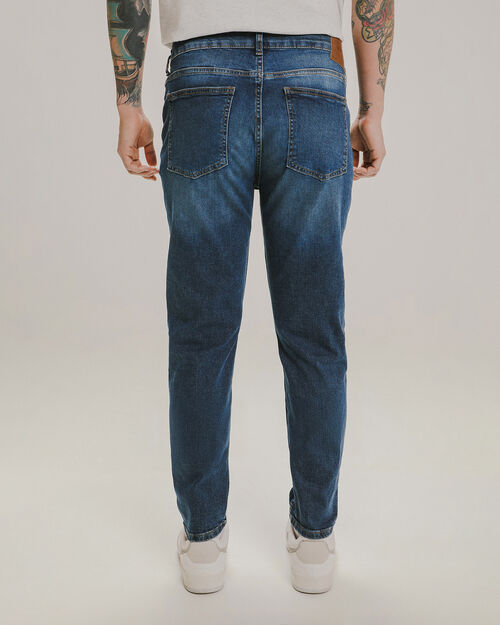 Jeans Carrot Efecto Lavado